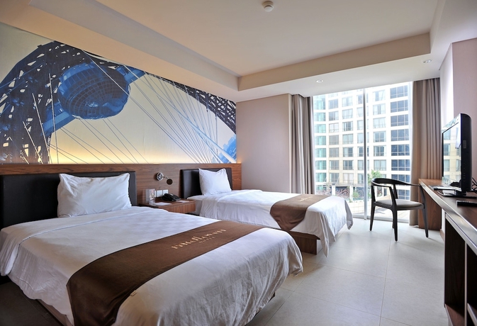 Imagen de la habitación del Hotel Midtown, Surabaya. Foto 10