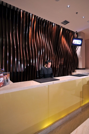 Imagen de los interiores del Hotel Midtown, Surabaya. Foto 16