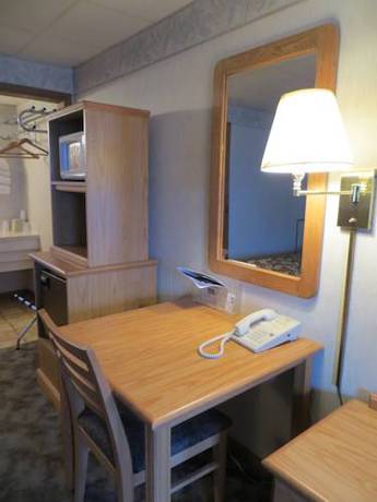 Imagen de la habitación del Hotel Midtown Western Inn - Kearney. Foto 3