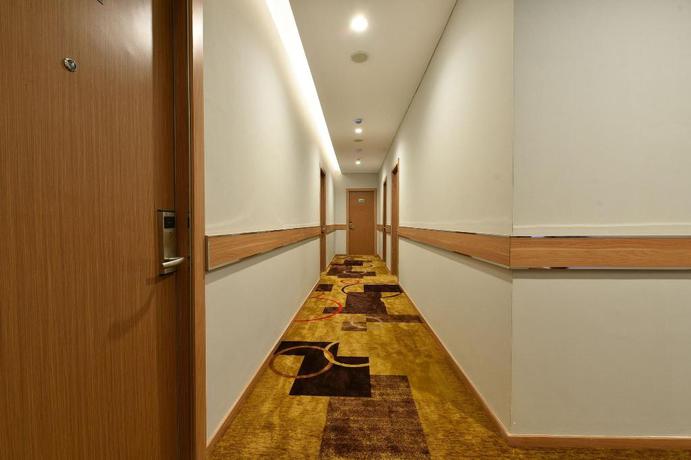 Imagen de los interiores del Hotel Midtown Xpress Balikpapan. Foto 18
