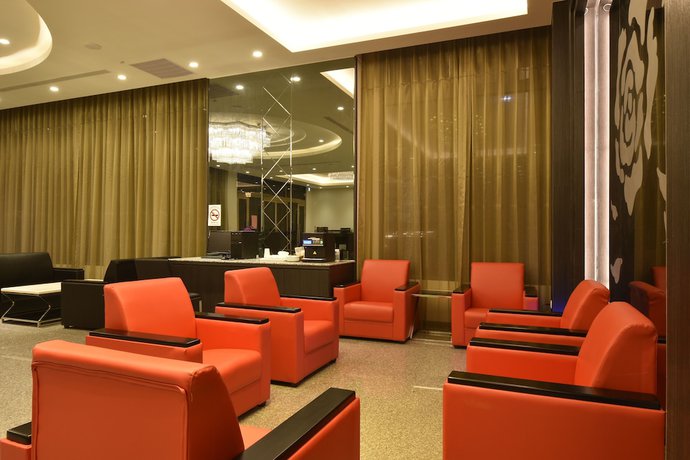 Imagen de los interiores del Hotel Midu Business. Foto 18