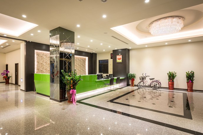 Imagen de los interiores del Hotel Midu Business. Foto 19