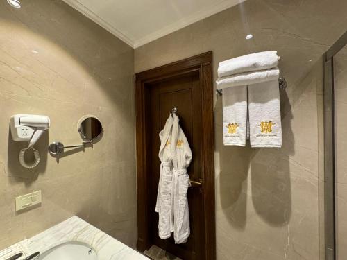 Imagen de la habitación del Hotel Midway Baku. Foto 14