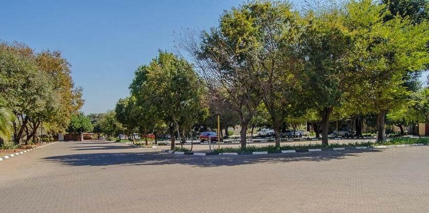 Imagen general del Hotel Midway Inn. Foto 6