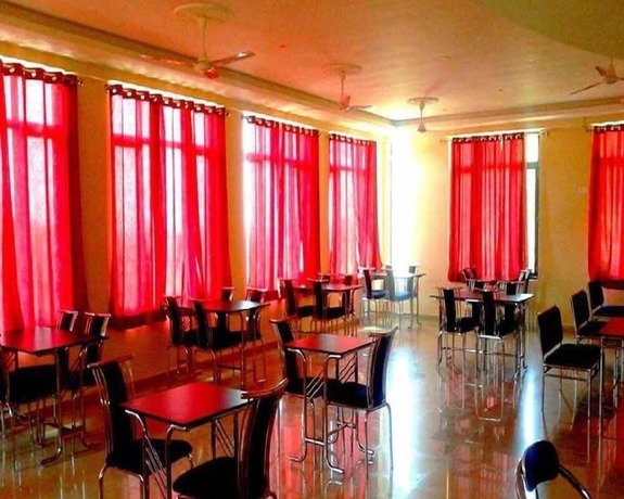 Imagen general del Hotel Midway Resort. Foto 5