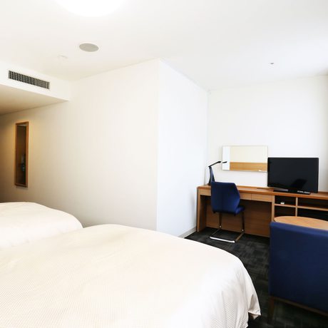 Imagen de la habitación del Hotel Mielparque Hiroshima. Foto 10