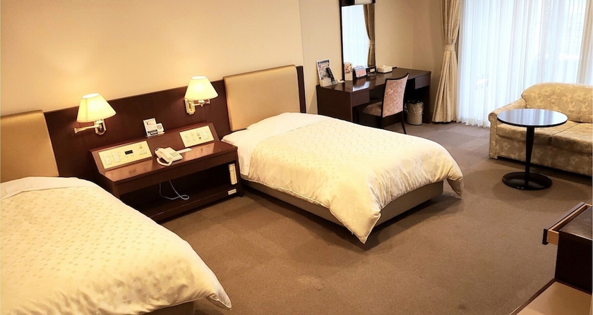 Imagen de la habitación del Hotel Mielparque Kumamoto. Foto 14