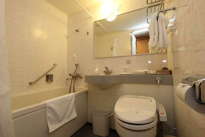 Imagen de la habitación del Hotel Mielparque Kumamoto. Foto 17