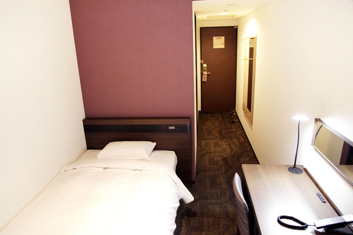 Imagen de la habitación del Hotel Mielparque Osaka. Foto 6