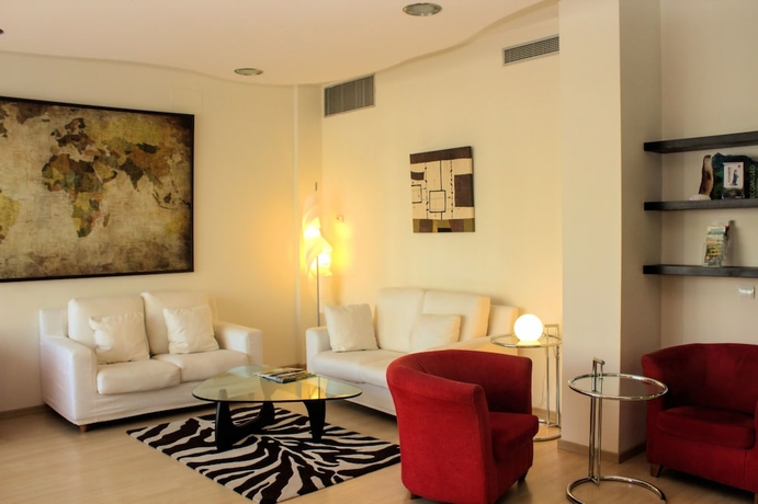 Imagen del bar/restaurante del Hotel Miera. Foto 2