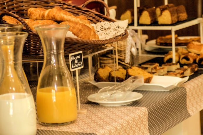 Imagen de los interiores del Hotel Miera. Foto 16