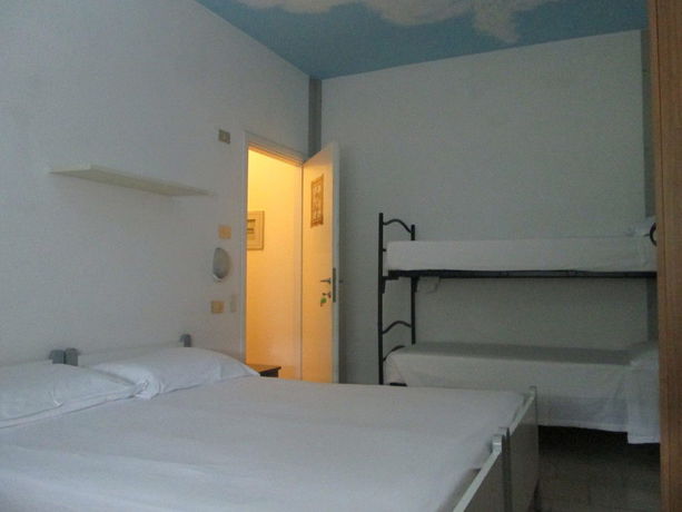 Imagen de los exteriores del Hotel Migani. Foto 11