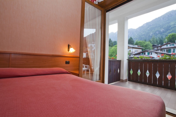Imagen de la habitación del Hotel Migliorati. Foto 3
