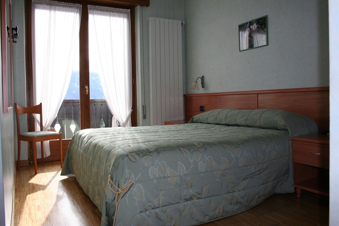 Imagen de la habitación del Hotel Migliorati. Foto 4