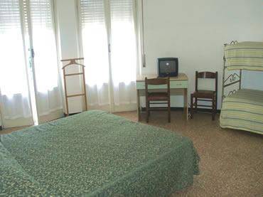 Imagen de la habitación del Hotel Mignon, Alassio. Foto 6