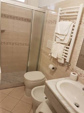 Imagen de la habitación del Hotel Mignon, Alassio. Foto 10