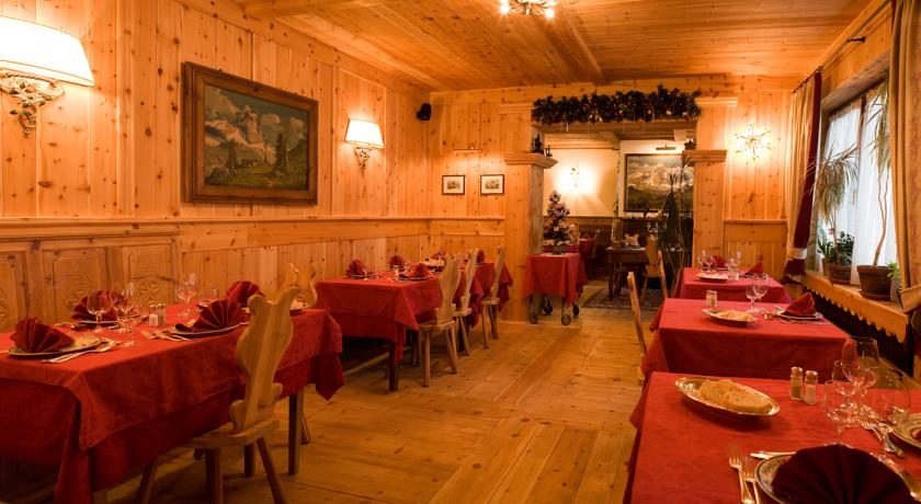 Imagen del bar/restaurante del Hotel Mignon, Breuil - Cervinia . Foto 3