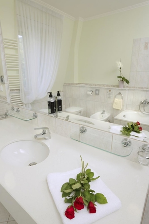 Imagen de la habitación del Hotel Mignon, KARLOVY VARY. Foto 10