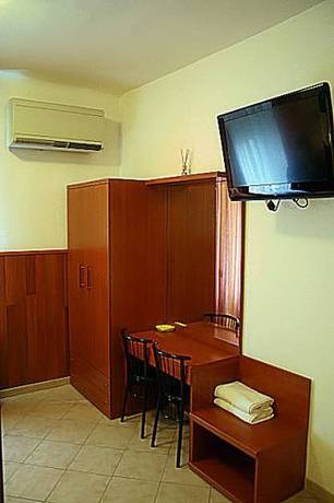 Imagen de la habitación del Hotel Mignon, Milán. Foto 6