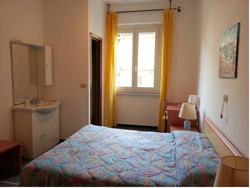 Imagen de la habitación del Hotel Mignon Posta. Foto 15