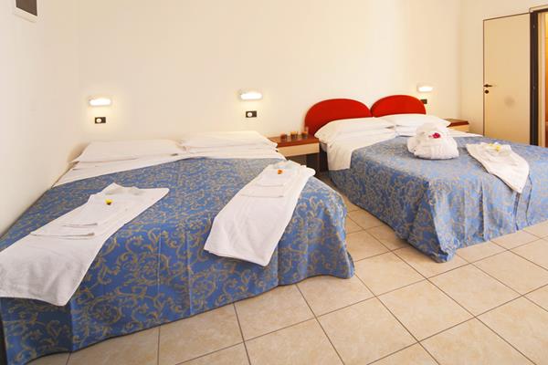 Imagen general del Hotel Mignon, Riccione. Foto 3