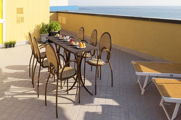 Imagen general del Hotel Mignon, Riccione. Foto 5