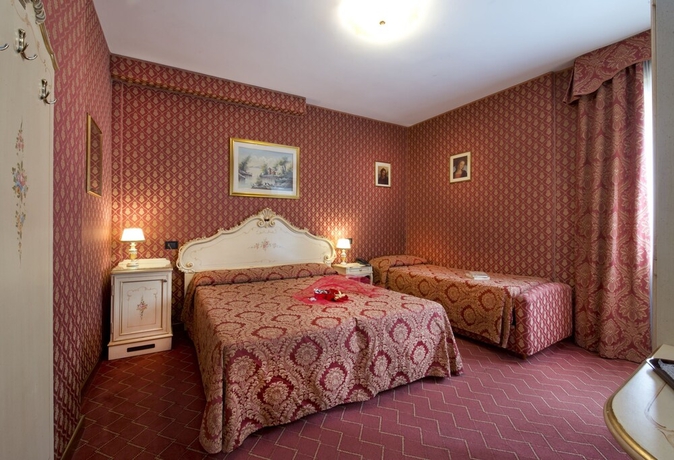 Imagen de la habitación del Hotel Mignon, Venecia. Foto 13