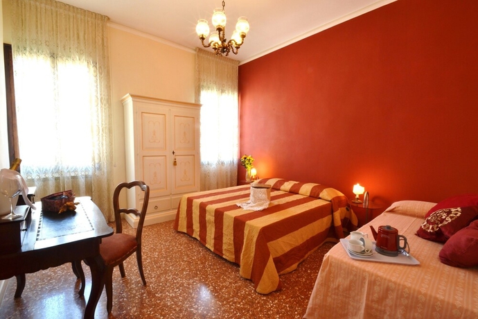 Imagen de la habitación del Hotel Mignon, Venecia. Foto 16