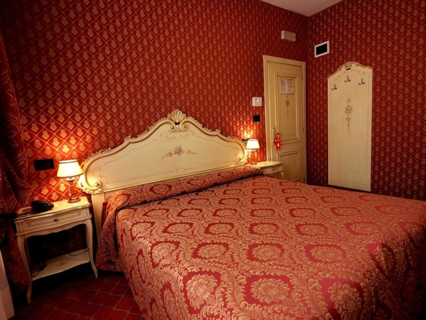Imagen de la habitación del Hotel Mignon, Venecia. Foto 19