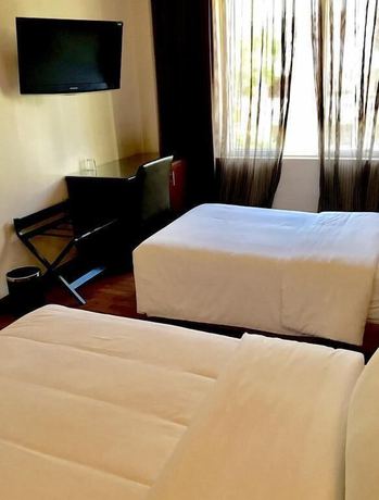 Imagen de la habitación del Hotel Mihad. Foto 6