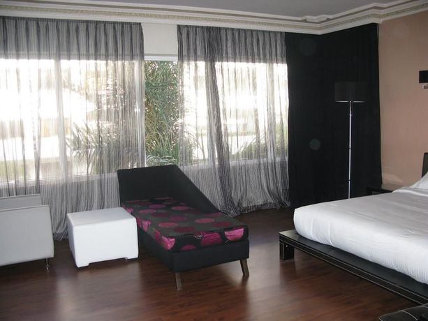 Imagen de la habitación del Hotel Mihad. Foto 11