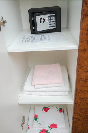 Imagen de la habitación del Hotel Mihail. Foto 9