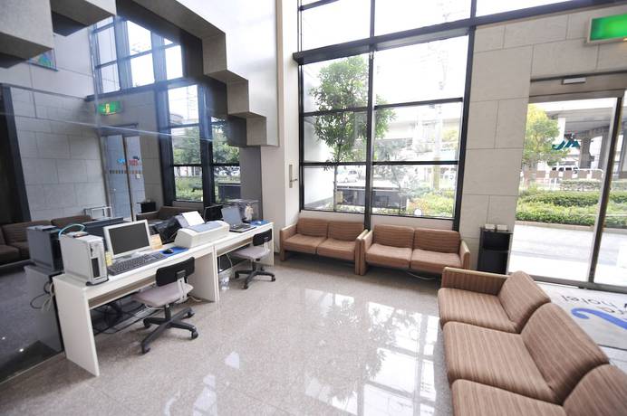 Imagen de los interiores del Hotel Mihara City. Foto 14