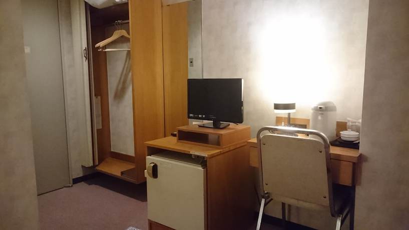 Imagen de la habitación del Hotel Mihara Kokusai. Foto 10