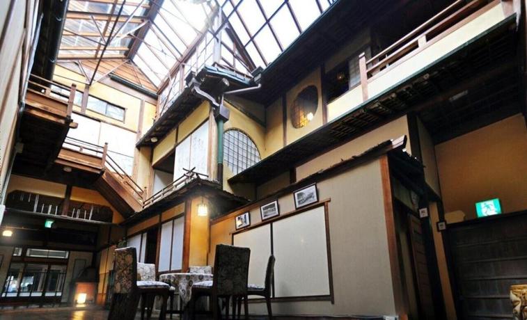 Imagen de los interiores del Hotel Mihokan. Foto 18