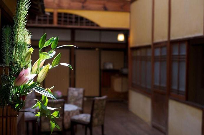 Imagen del bar/restaurante del Hotel Mihokan. Foto 11