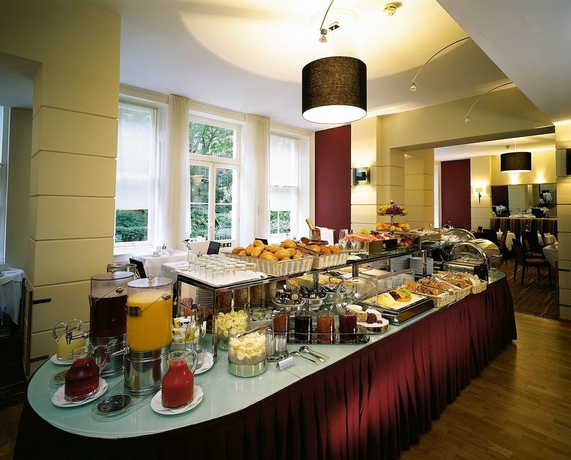 Imagen del bar/restaurante del Hotel Miiro Templeton Garden. Foto 3