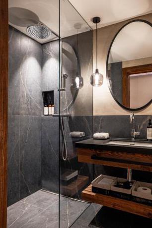 Imagen general del Hotel Miiro The Mansard. Foto 12