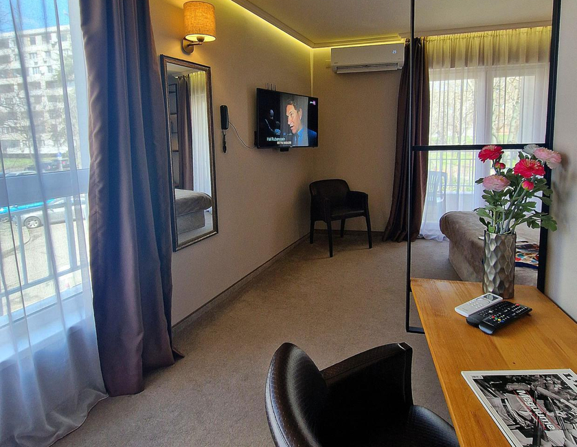 Imagen general del Hotel Mikado, Burgas/ Mar Negro. Foto 11