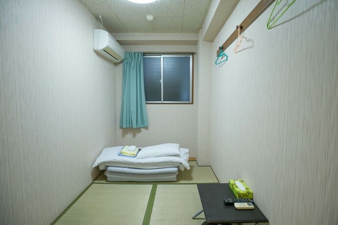 Imagen de la habitación del Hotel Mikado, Osaka. Foto 10
