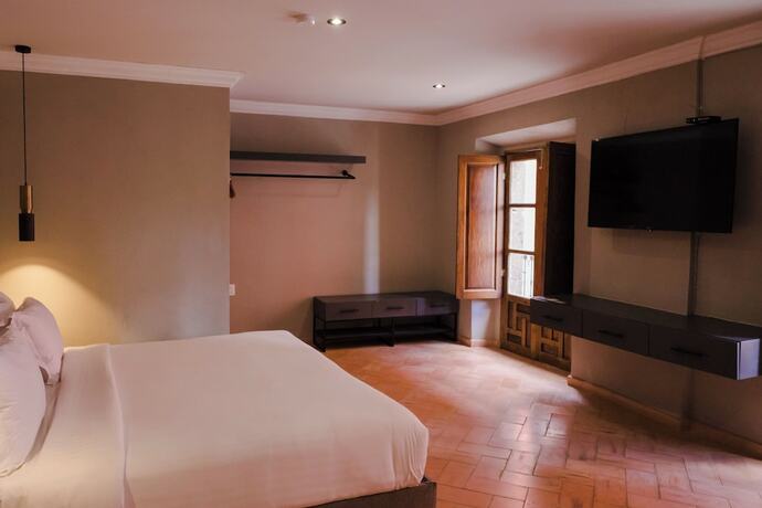 Imagen general del Hotel Mikaella. Foto 1