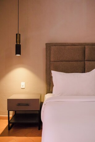 Imagen de la habitación del Hotel Mikaella. Foto 20