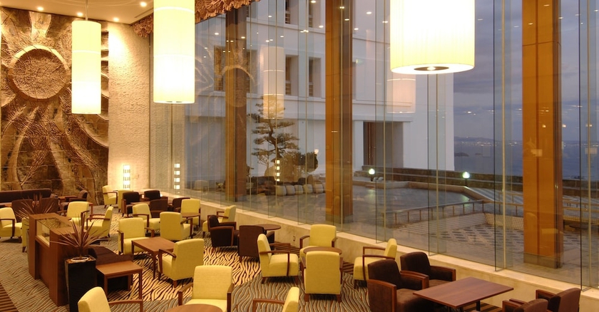 Imagen de los interiores del Hotel Mikawa Bay Hills. Foto 16