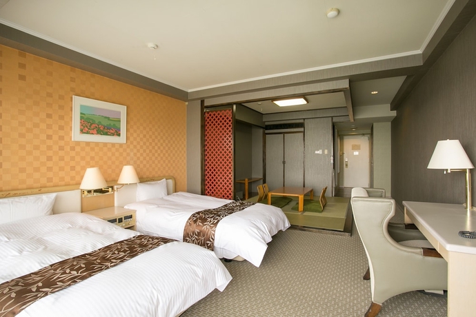 Imagen de la habitación del Hotel Mikawawan Resort Linx. Foto 9