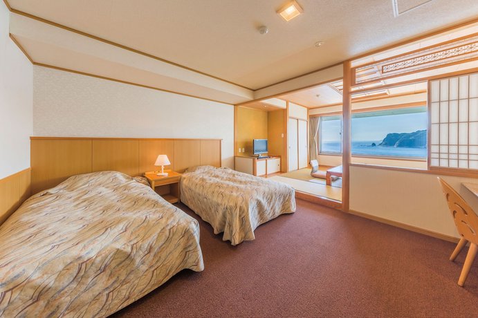 Imagen de la habitación del Hotel Mikazuki Sea-park Awa Kamogawa. Foto 8