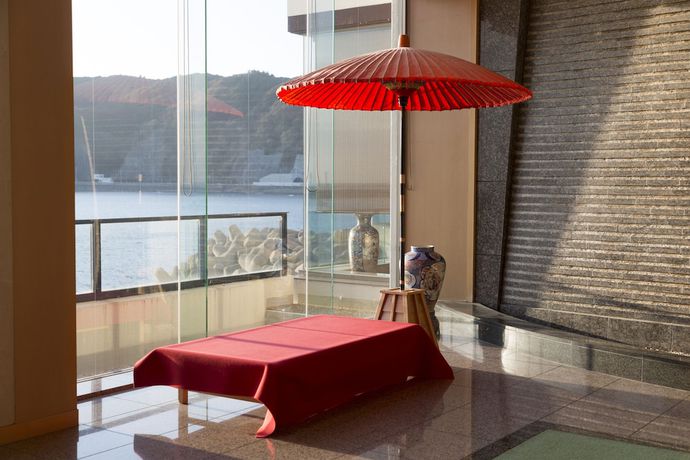 Imagen del bar/restaurante del Hotel Mikazuki Sea-park Awa Kamogawa. Foto 4