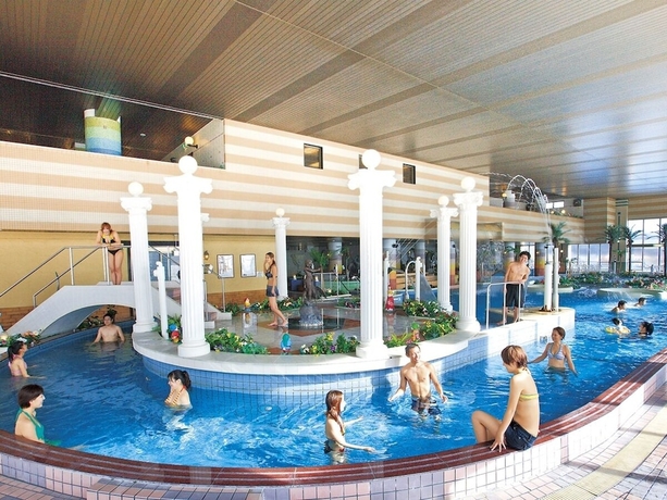 Imagen de la piscina del Hotel Mikazuki Sea-park Katsuura. Foto 19