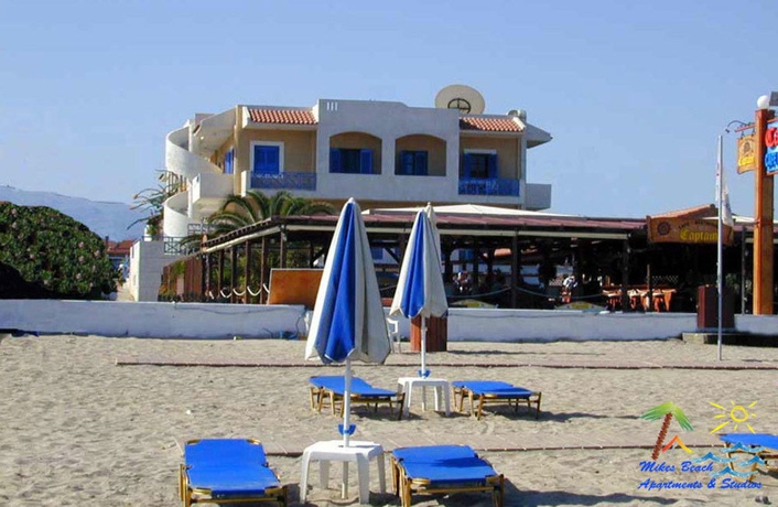 Imagen de los exteriores del Hotel Mikes Beach Apartments and Studios. Foto 7