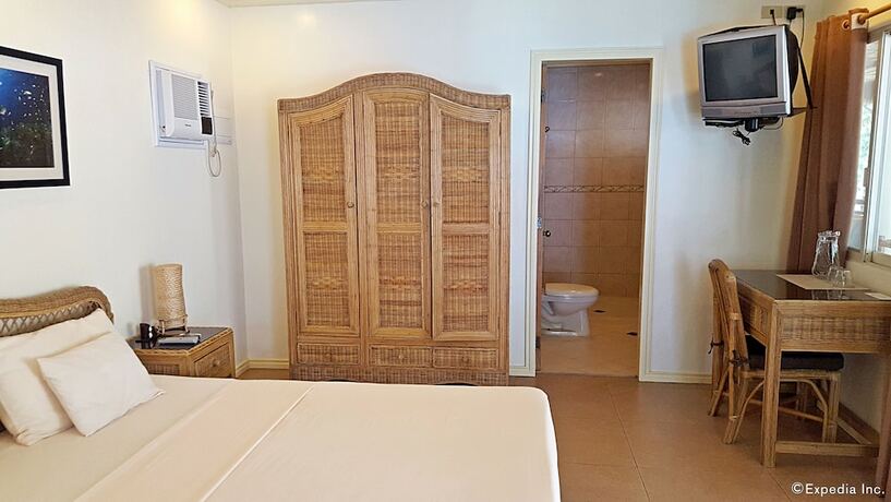 Imagen general del Hotel Mike's Dauin Beach Resort. Foto 5