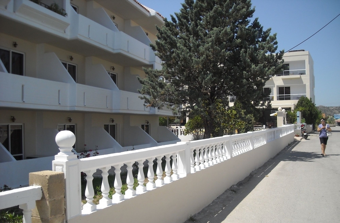 Imagen de los exteriores del Hotel Mike's House. Foto 9